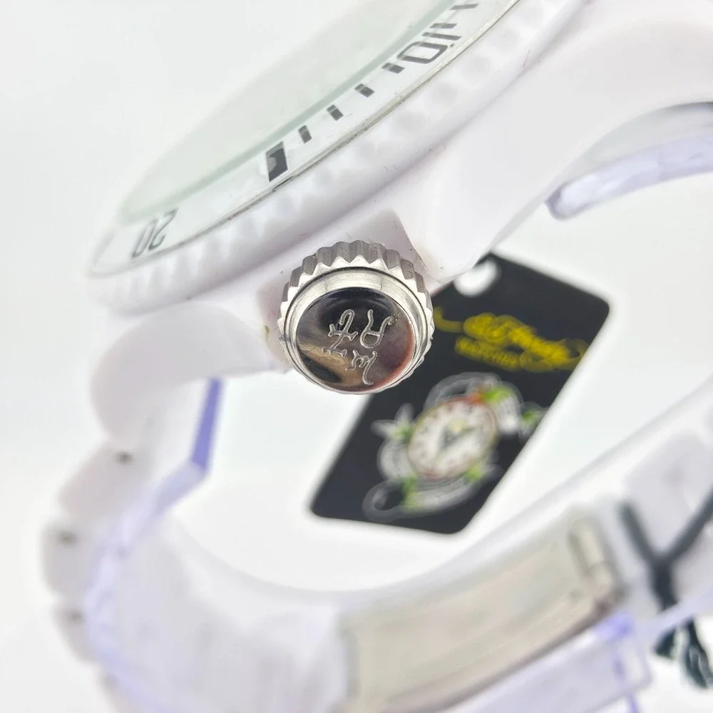 New! ED HARDY VIP Men's Watch Skull Tattoo Unidirectional Bezel White Band 8.75